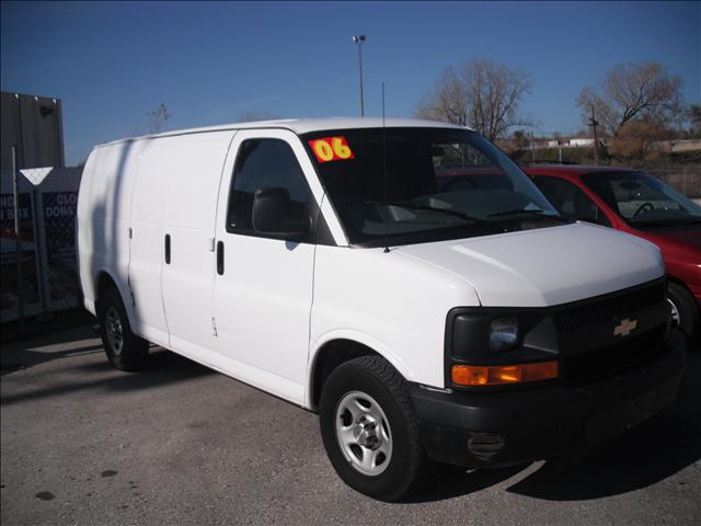 Chevrolet Express Base Passenger Van