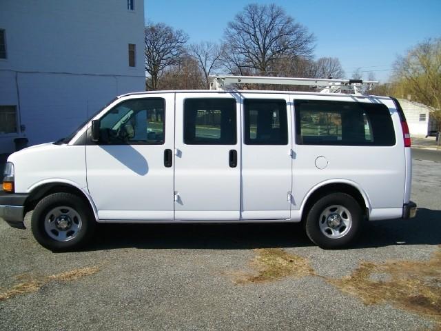 Chevrolet Express 2006 photo 2