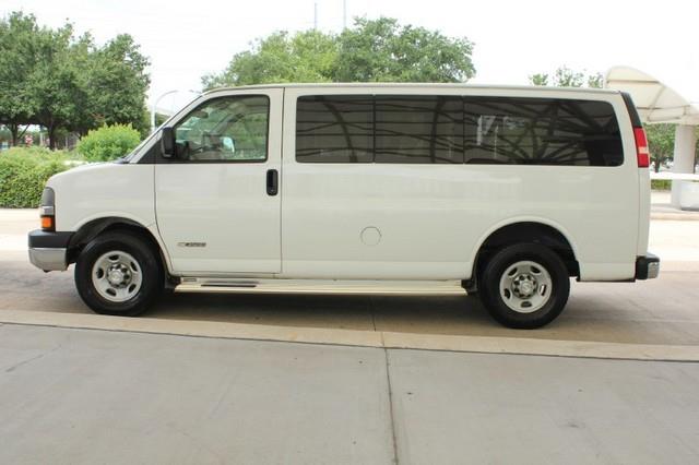 Chevrolet Express 2006 photo 2