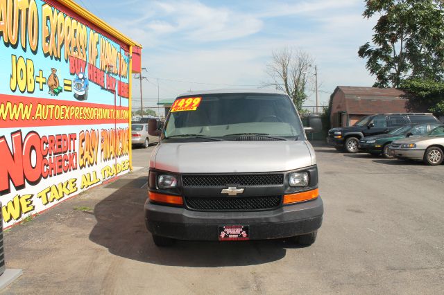 Chevrolet Express 2006 photo 2