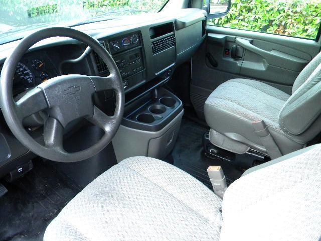 Chevrolet Express 2006 photo 2