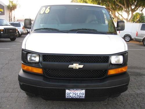 Chevrolet Express 2006 photo 2