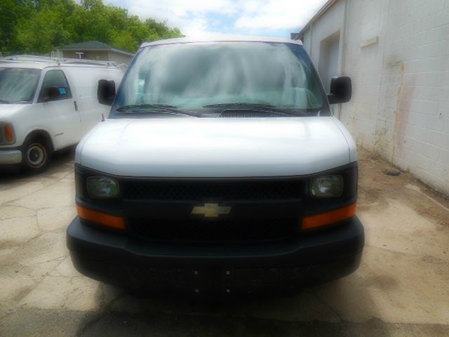 Chevrolet Express 2006 photo 2