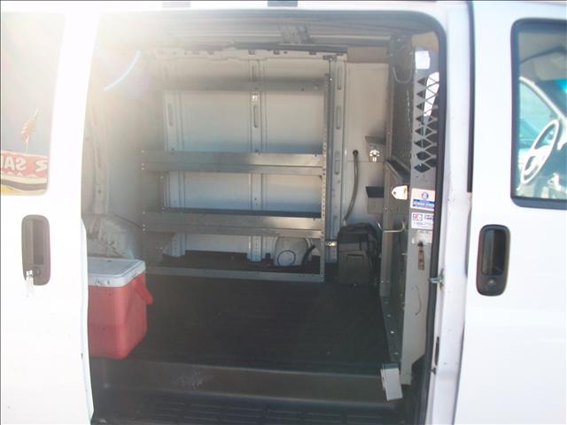 Chevrolet Express 2006 photo 2