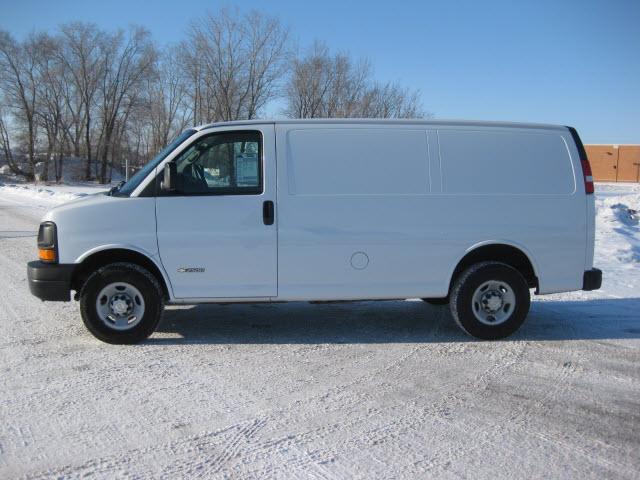 Chevrolet Express LS 4X4 Passenger Van