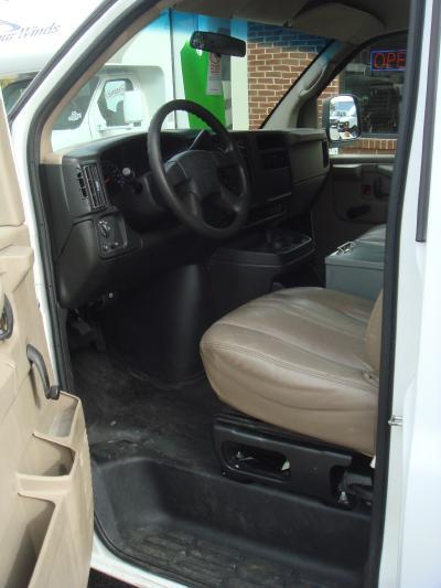 Chevrolet Express 2007 photo 2