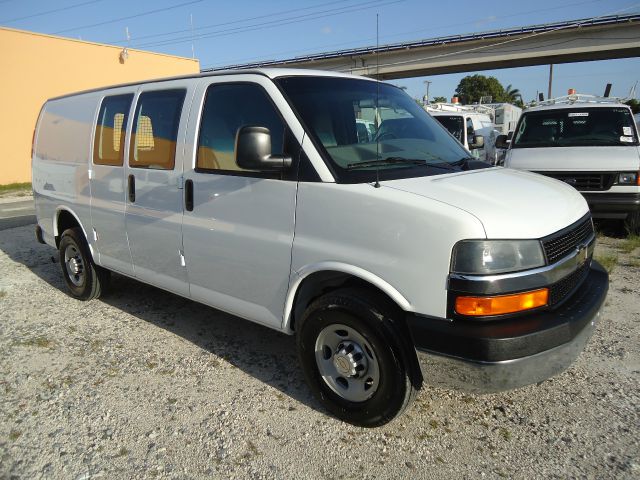 Chevrolet Express 2007 photo 2