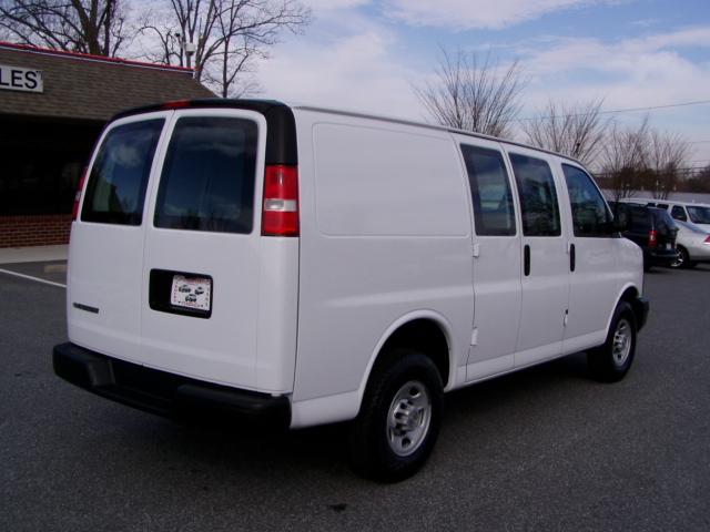 Chevrolet Express 2007 photo 2