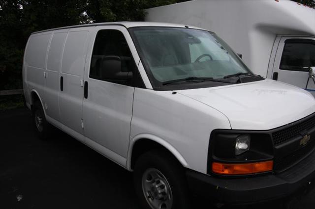 Chevrolet Express Black/grey Passenger Van