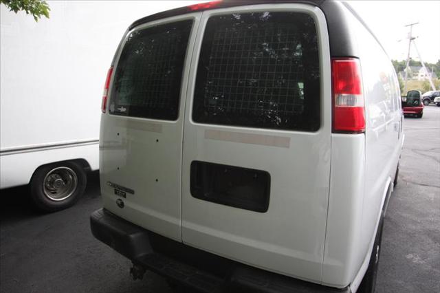 Chevrolet Express 2007 photo 2