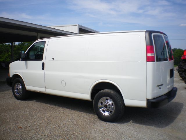 Chevrolet Express 2007 photo 2