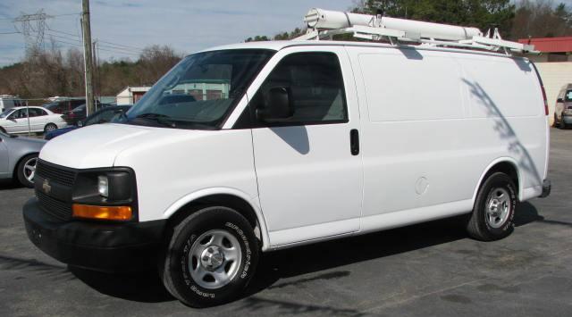 Chevrolet Express Base Passenger Van