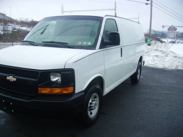 Chevrolet Express Base Passenger Van