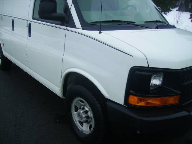 Chevrolet Express 2007 photo 2