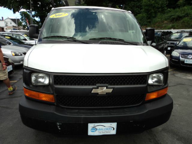 Chevrolet Express 2007 photo 4