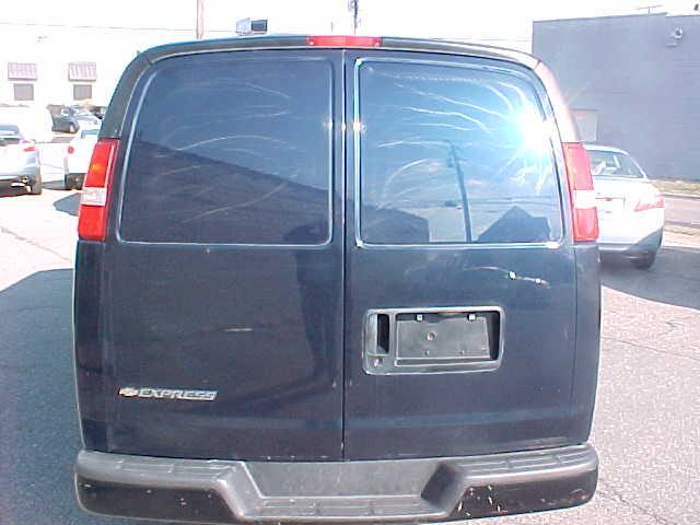 Chevrolet Express 2007 photo 2