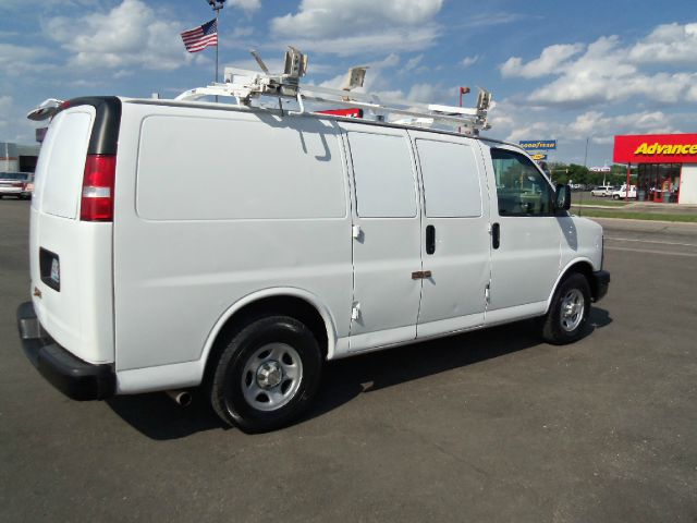 Chevrolet Express 2007 photo 2