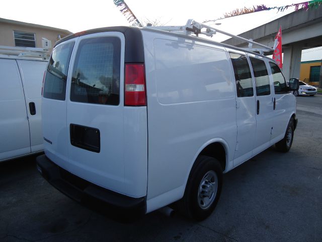 Chevrolet Express 2007 photo 2