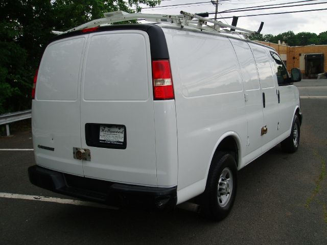 Chevrolet Express 2007 photo 14