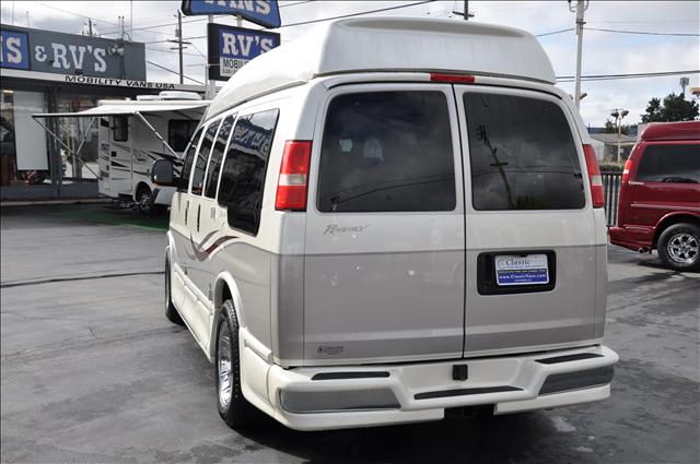 Chevrolet Express 2007 photo 2