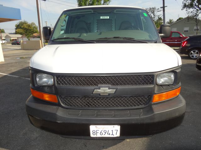 Chevrolet Express 2007 photo 2