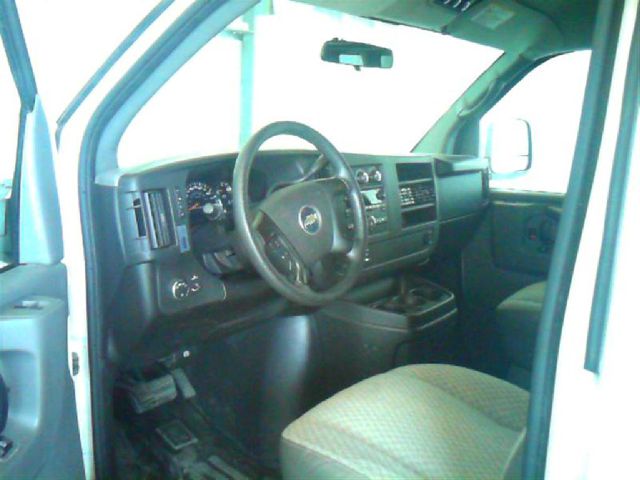 Chevrolet Express 2008 photo 3