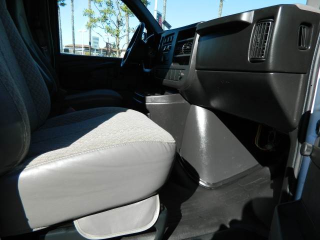 Chevrolet Express 2008 photo 4