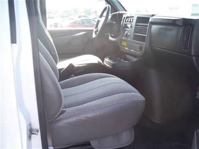 Chevrolet Express 2008 photo 3