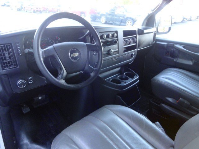 Chevrolet Express 2008 photo 2