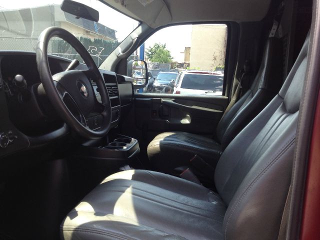 Chevrolet Express 2008 photo 2