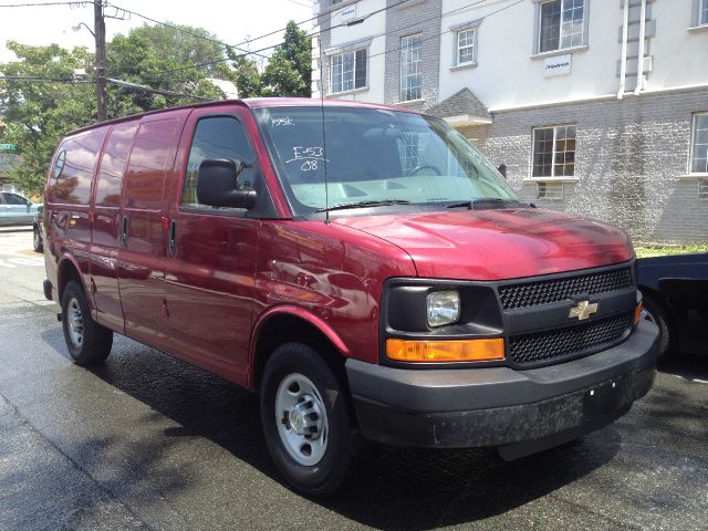 Chevrolet Express 2008 photo 3