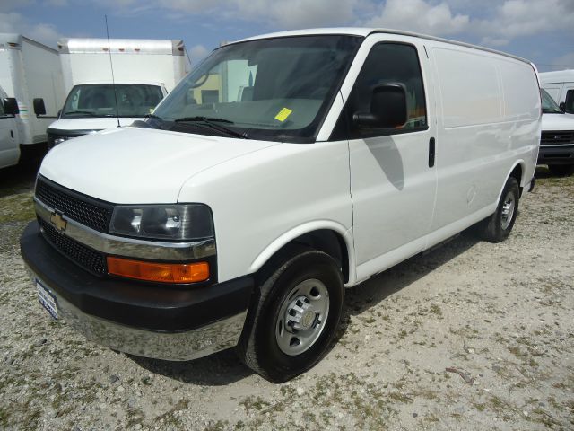 Chevrolet Express 2008 photo 2