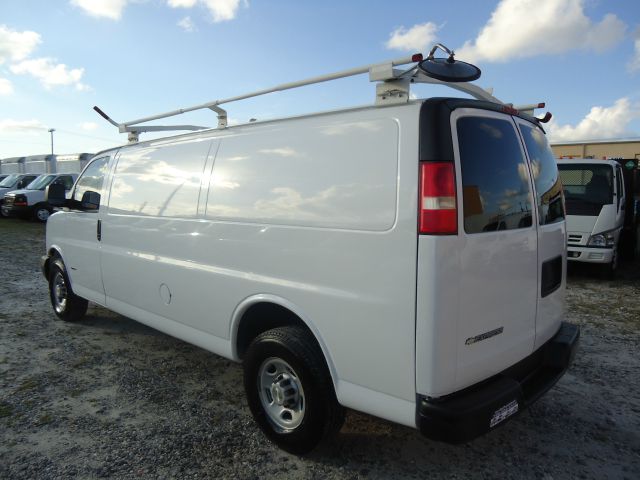 Chevrolet Express Lariat Quad Cab 4x4 Cargo Van