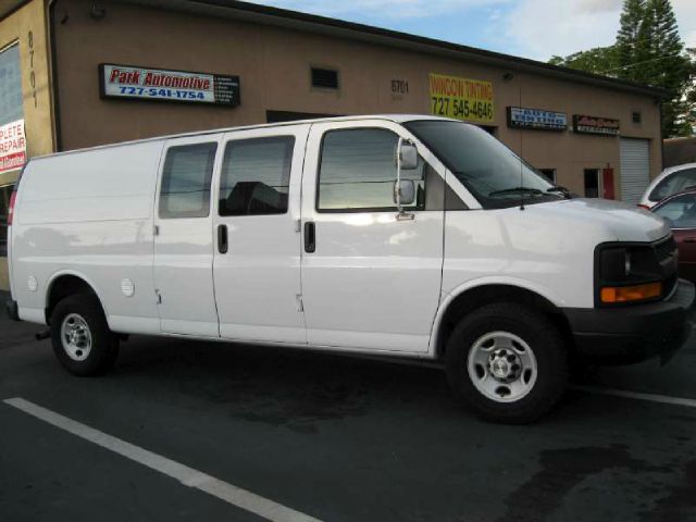 Chevrolet Express 2008 photo 3