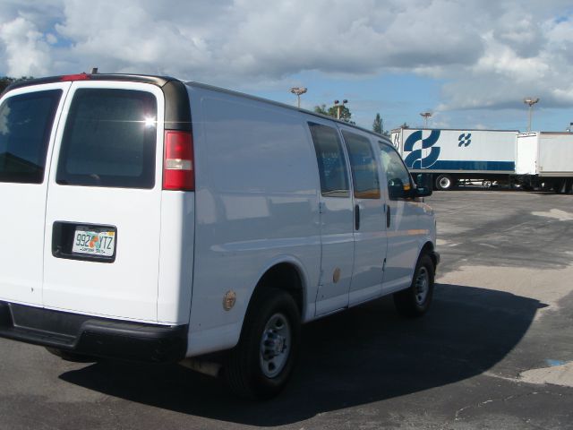 Chevrolet Express 2008 photo 6