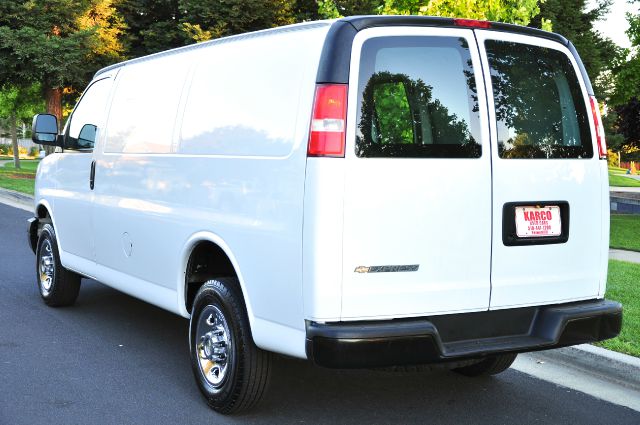 Chevrolet Express 2008 photo 2