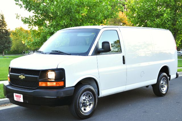 Chevrolet Express 2008 photo 3