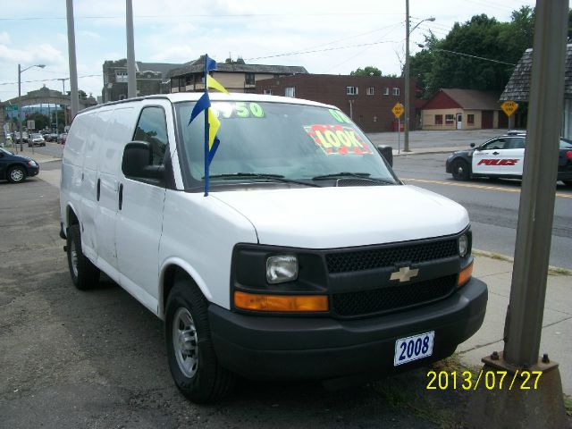 Chevrolet Express 2008 photo 3