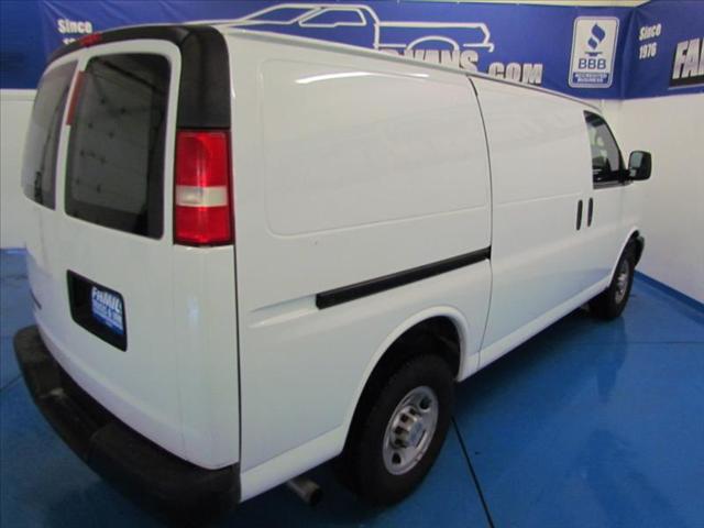 Chevrolet Express 2008 photo 4