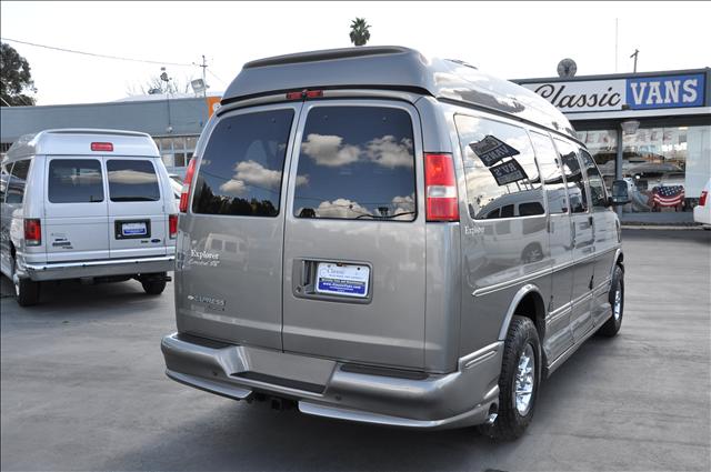 Chevrolet Express 2008 photo 3