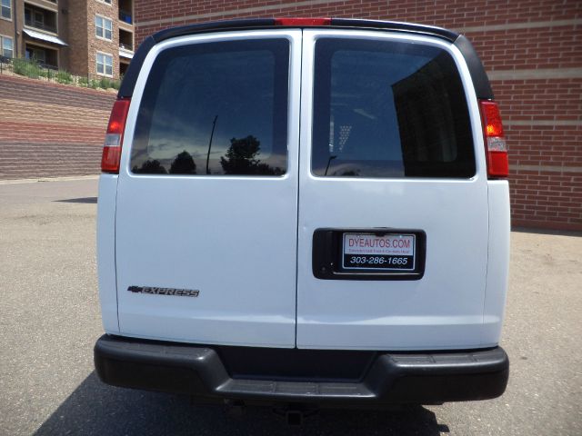 Chevrolet Express Coupe 4D Passenger Van