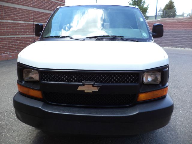 Chevrolet Express 2008 photo 3