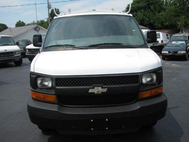 Chevrolet Express 2008 photo 2