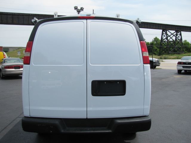 Chevrolet Express 2008 photo 4