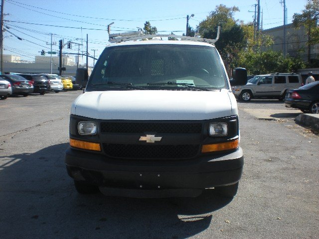 Chevrolet Express 750i 4dr Sdn Unspecified