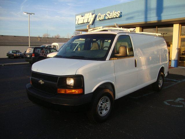 Chevrolet Express Base Passenger Van