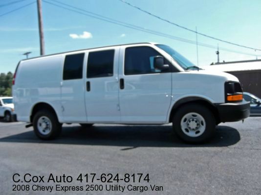 Chevrolet Express 2008 photo 2