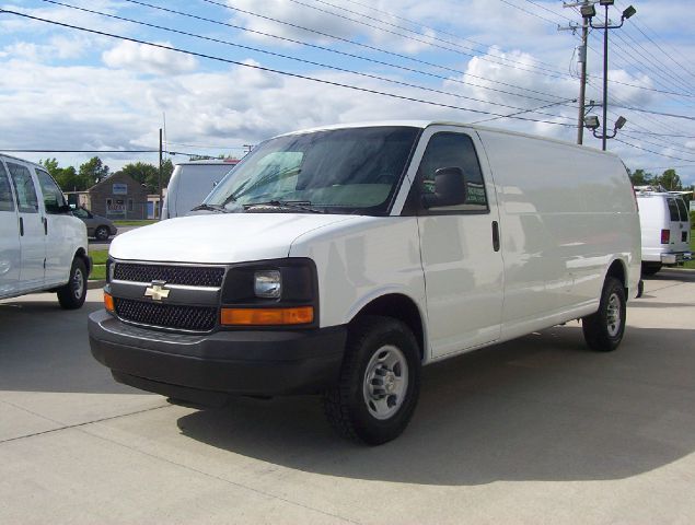 Chevrolet Express 2008 photo 3