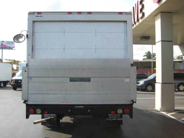 Chevrolet Express 2008 photo 2