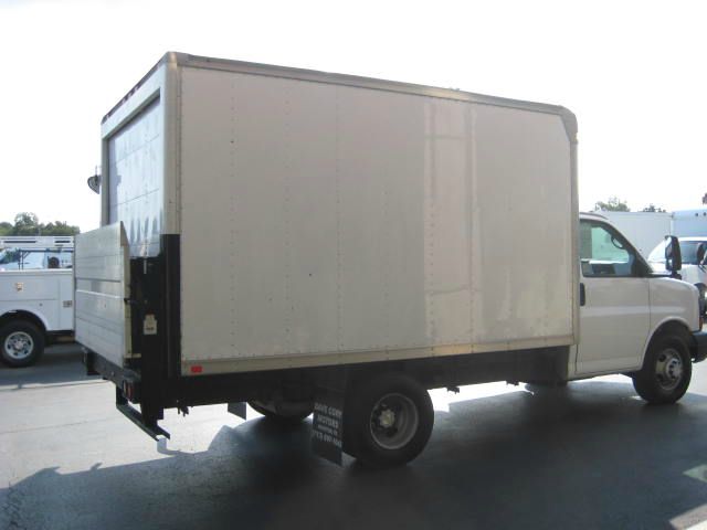 Chevrolet Express 2008 photo 3